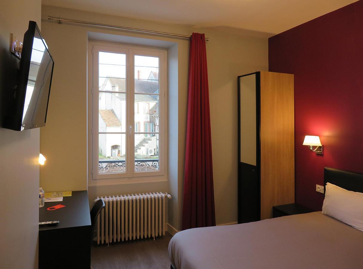 Hotel Le Dormeux Mehun-sur-Yevre Exteriör bild