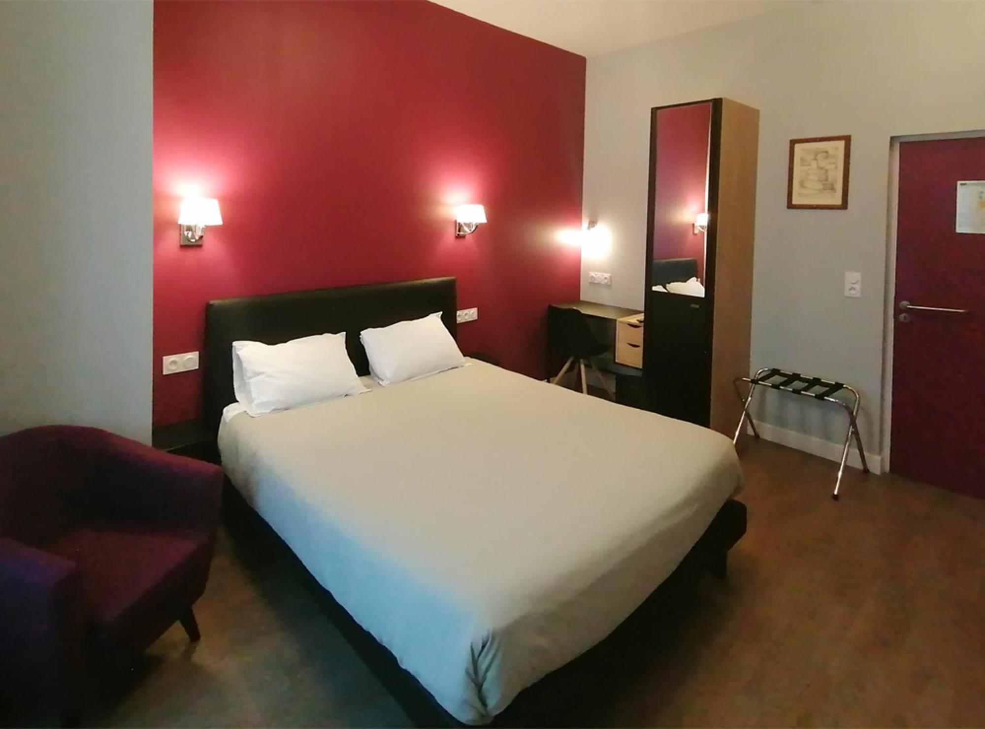 Hotel Le Dormeux Mehun-sur-Yevre Exteriör bild