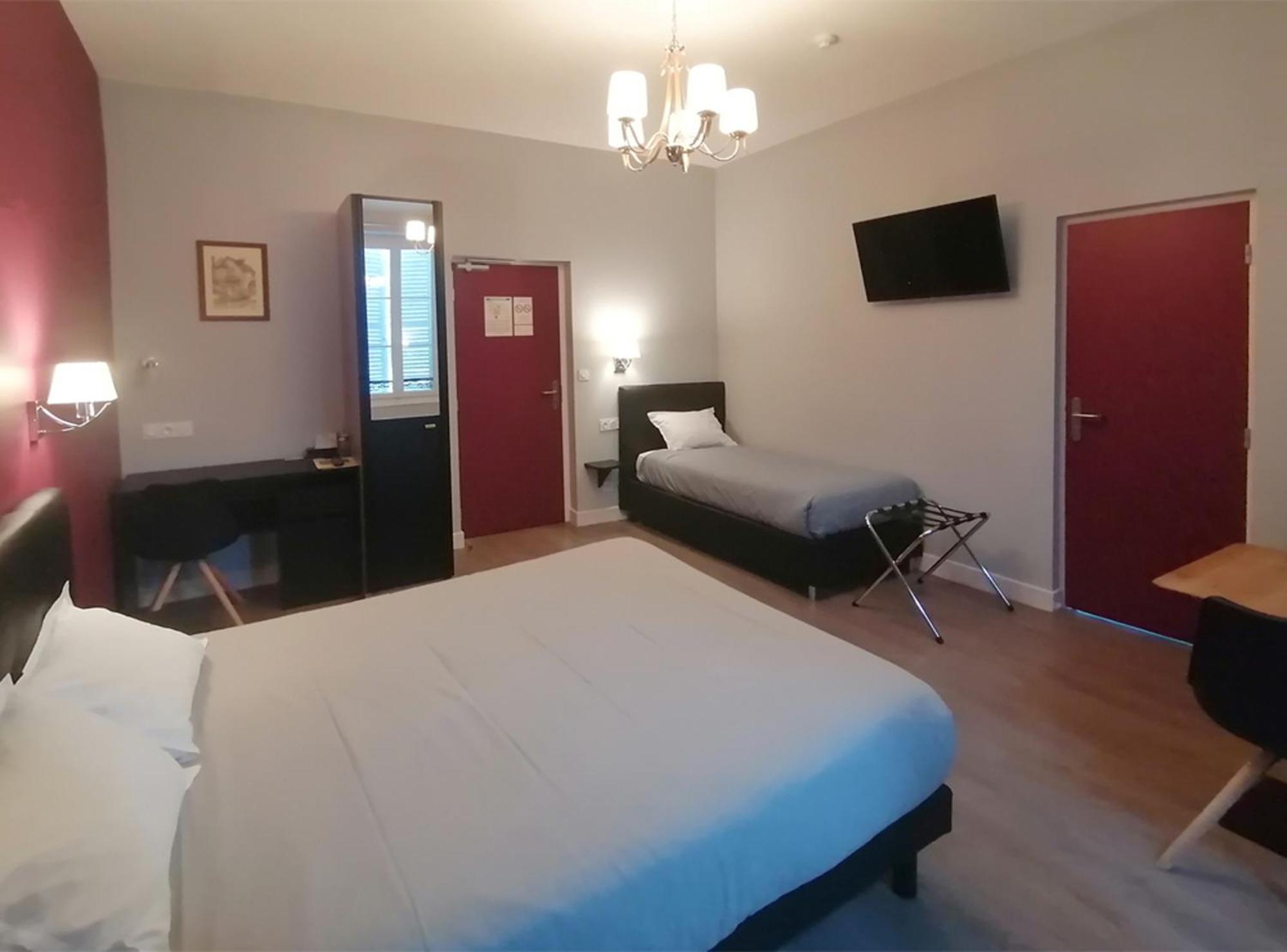 Hotel Le Dormeux Mehun-sur-Yevre Exteriör bild