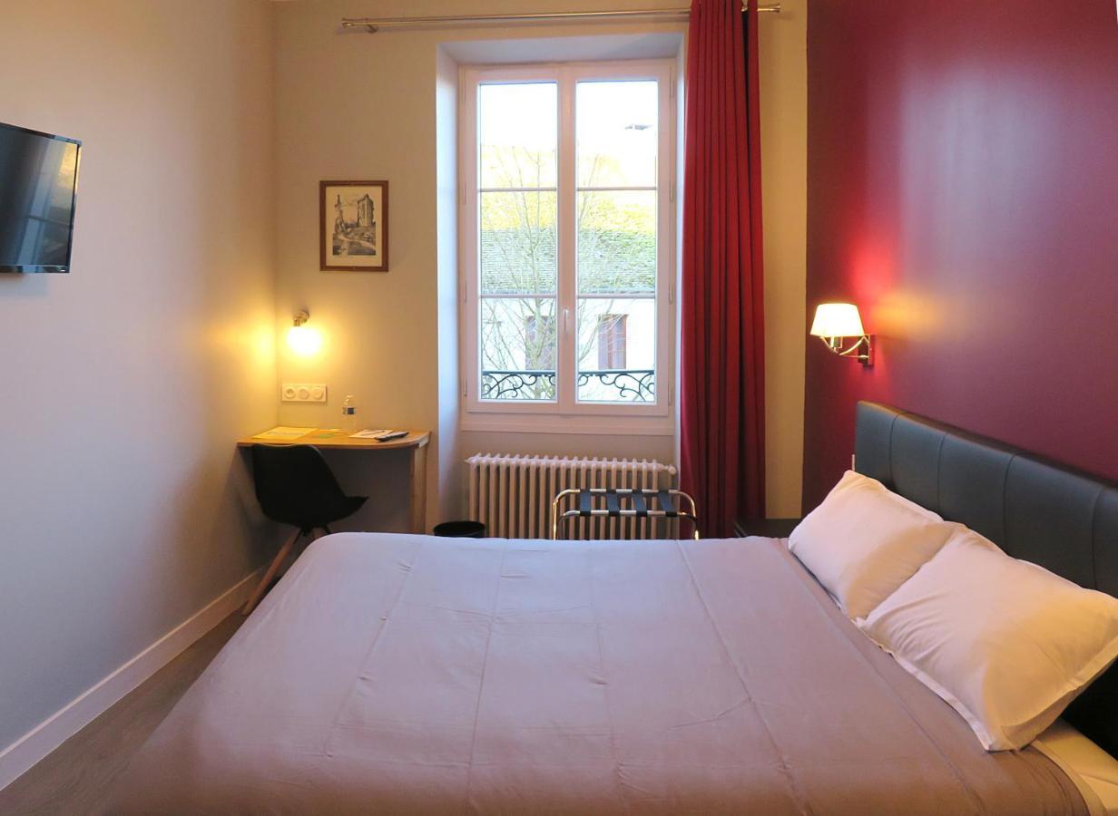 Hotel Le Dormeux Mehun-sur-Yevre Exteriör bild