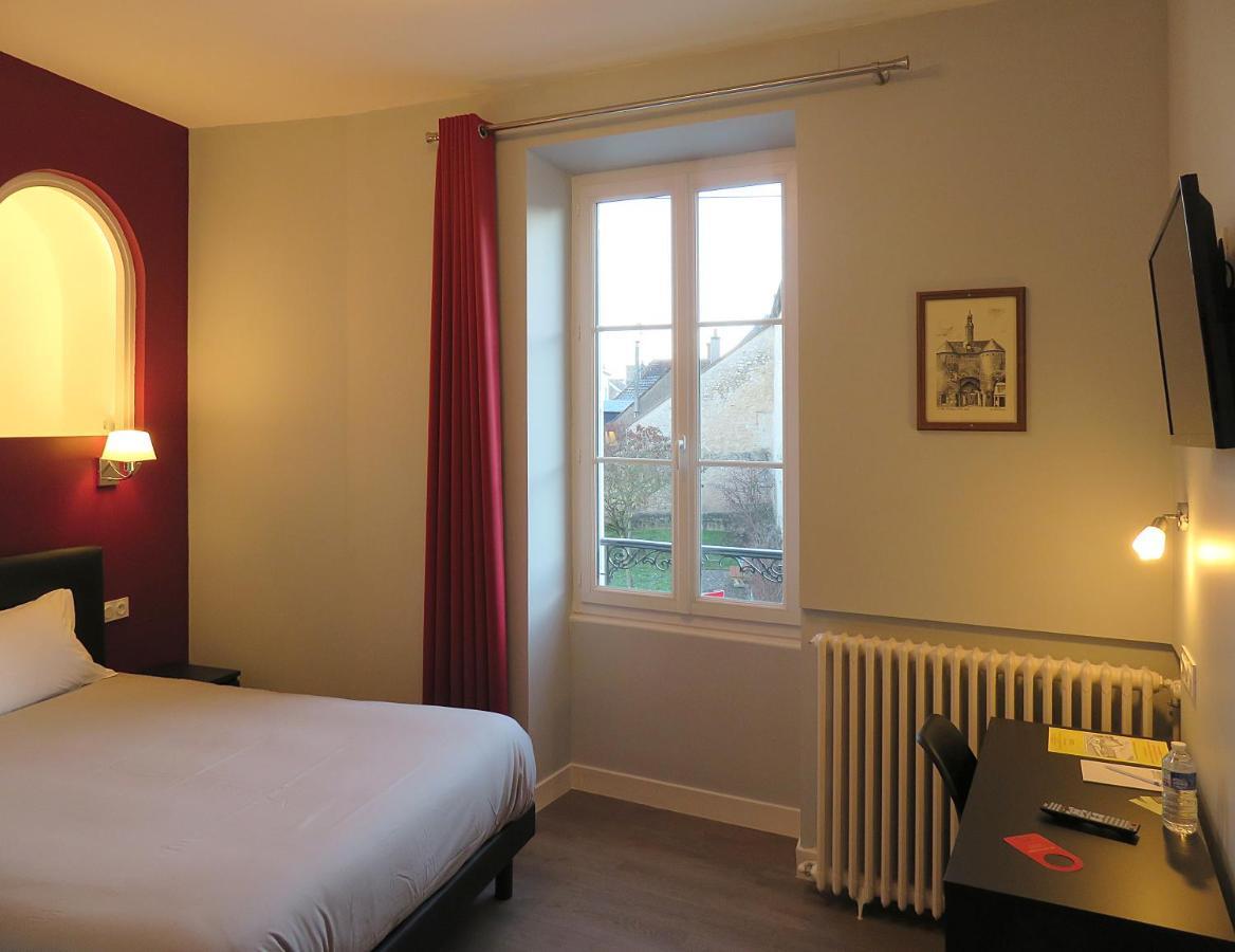 Hotel Le Dormeux Mehun-sur-Yevre Exteriör bild